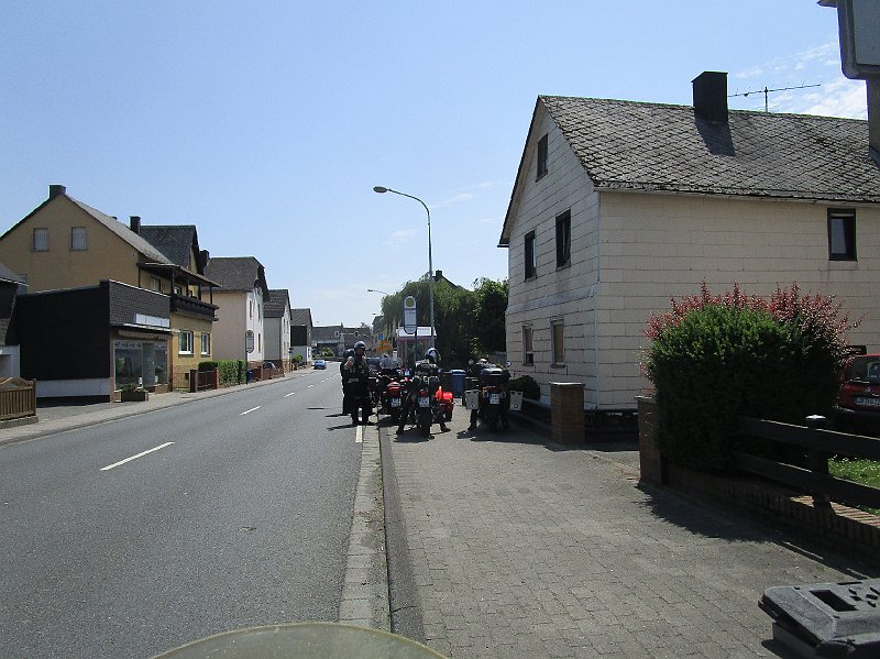 2018.05.27 Probefahrt, Bier, Grill, Freunde, Whisky und... Pflasterarbeiten (204).JPG